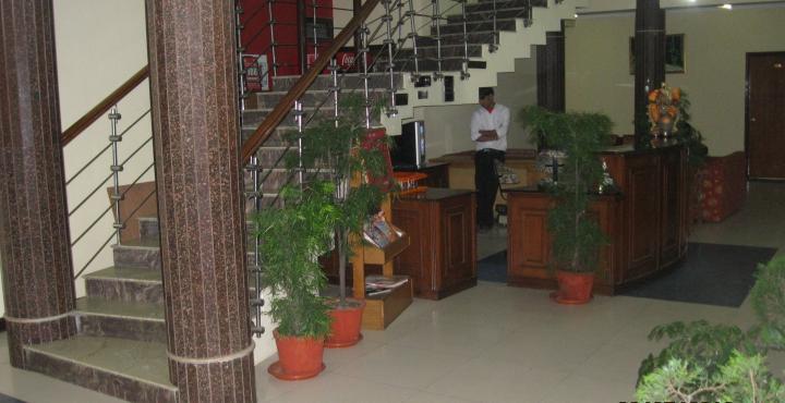 Hotel Treebo Trend Mussoorie Club Dehradun Exterior foto