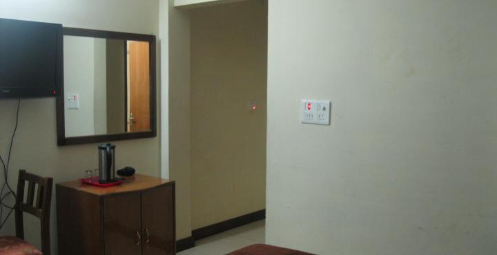 Hotel Treebo Trend Mussoorie Club Dehradun Exterior foto