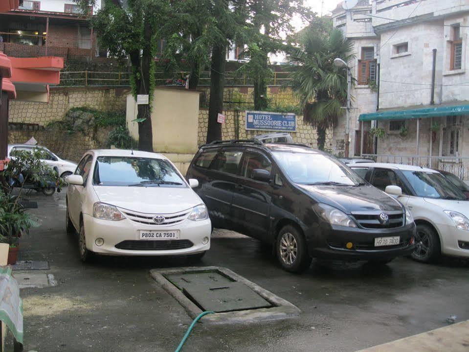 Hotel Treebo Trend Mussoorie Club Dehradun Exterior foto