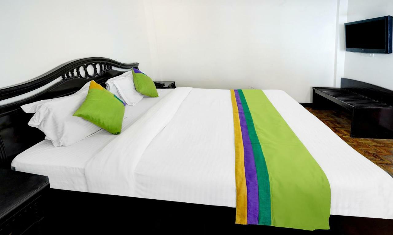 Hotel Treebo Trend Mussoorie Club Dehradun Exterior foto