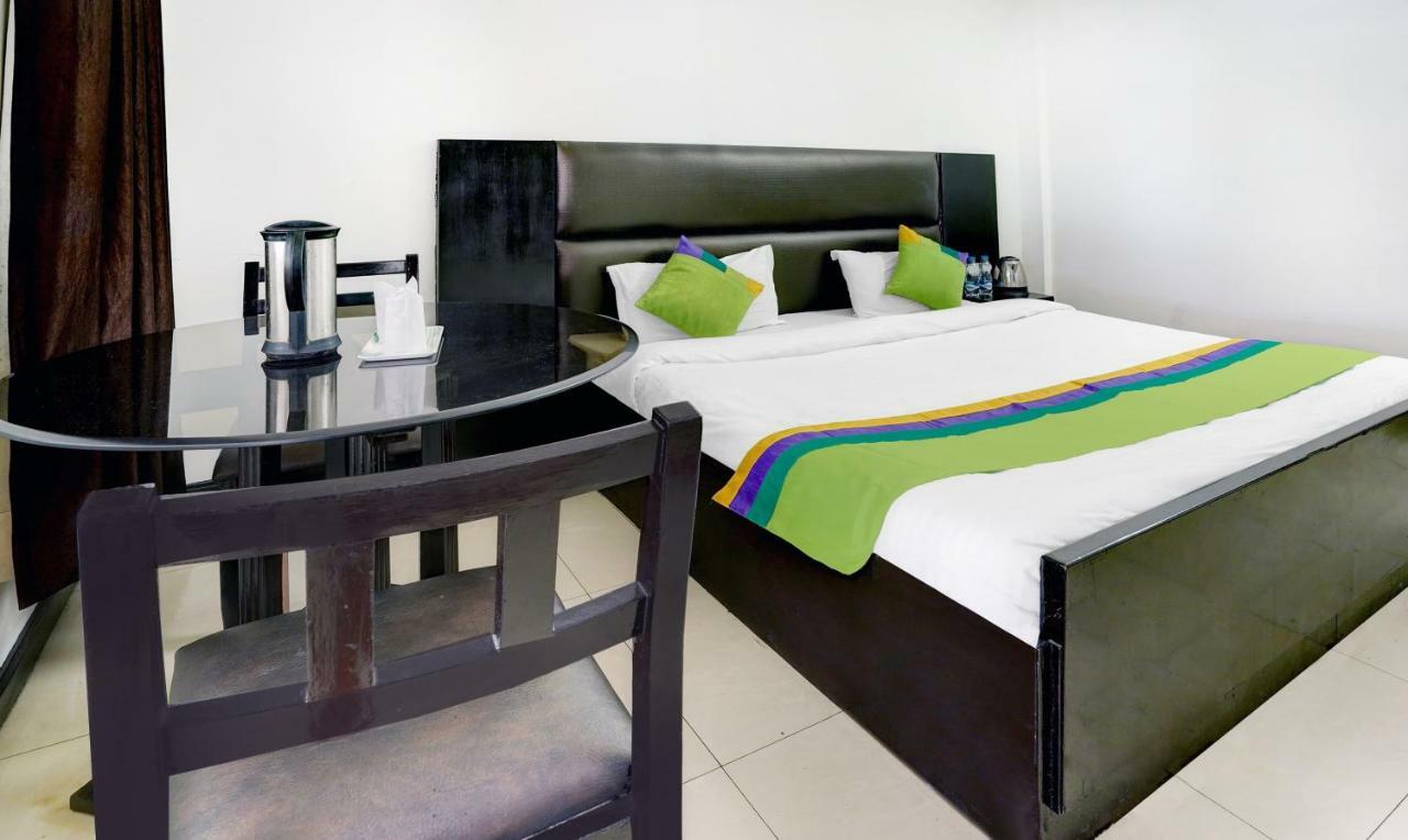 Hotel Treebo Trend Mussoorie Club Dehradun Exterior foto
