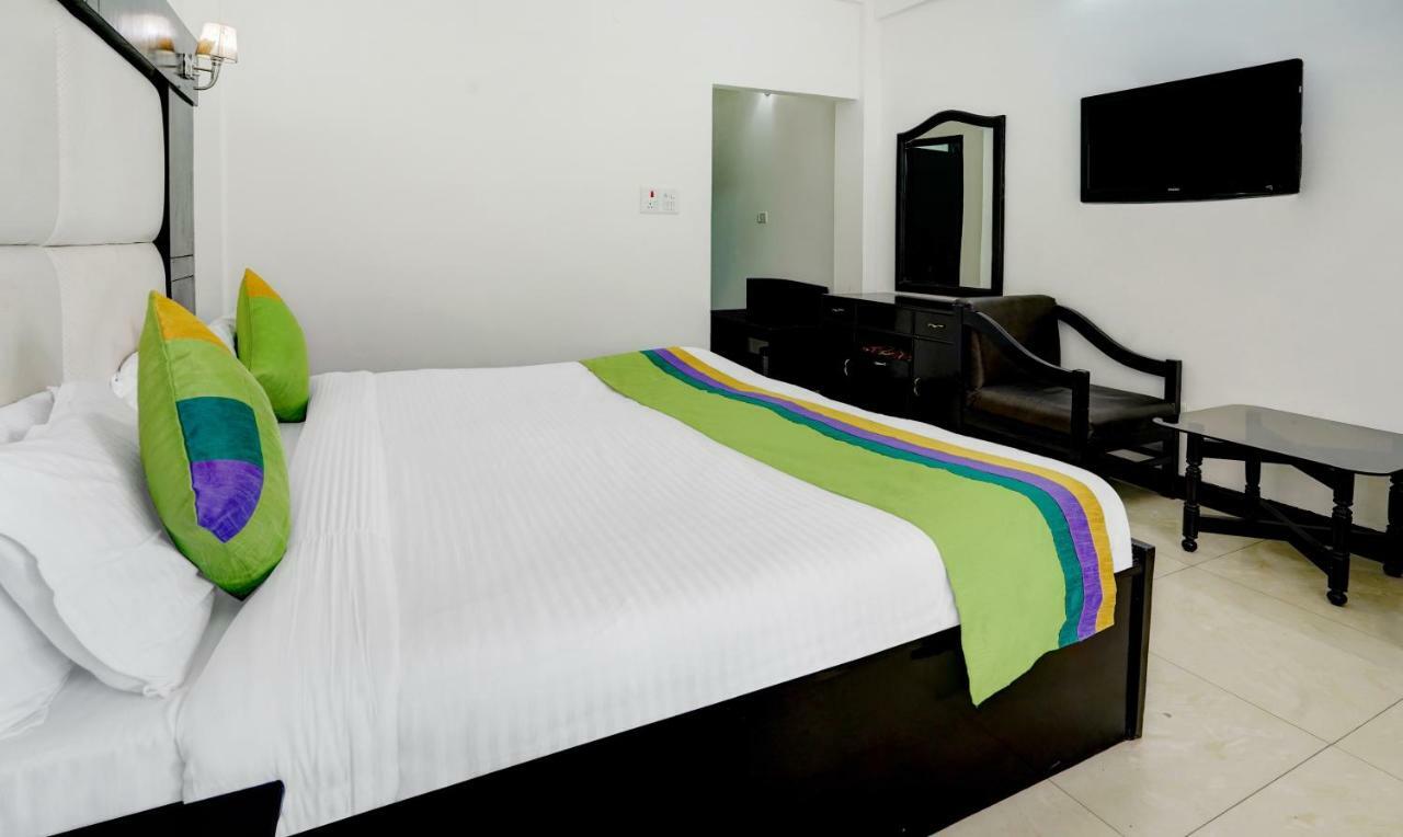 Hotel Treebo Trend Mussoorie Club Dehradun Exterior foto