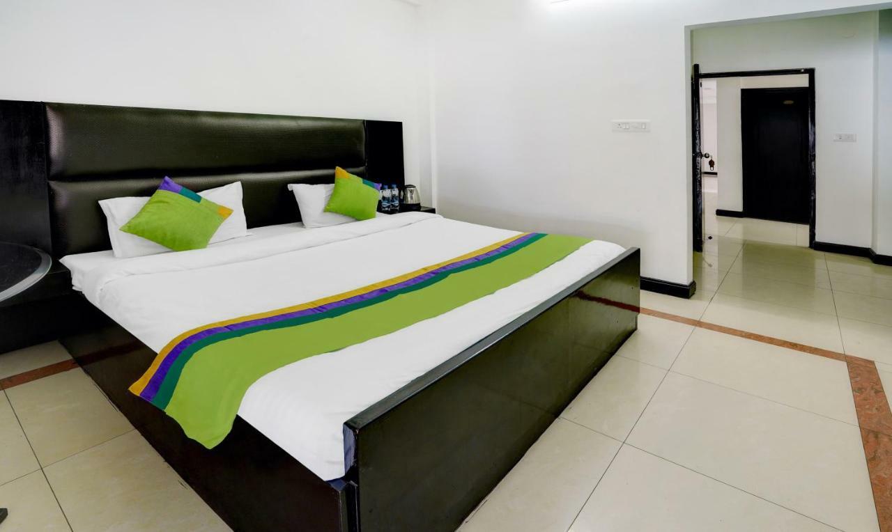 Hotel Treebo Trend Mussoorie Club Dehradun Exterior foto