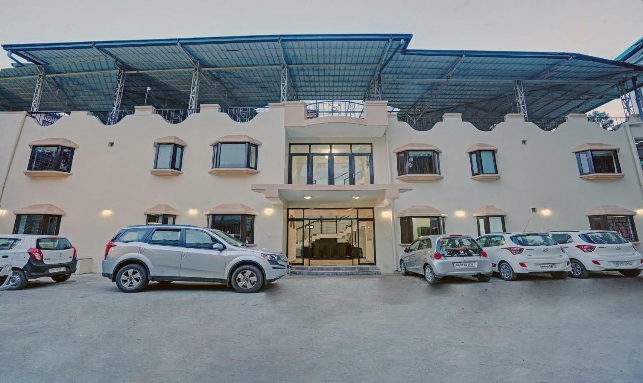 Hotel Treebo Trend Mussoorie Club Dehradun Exterior foto